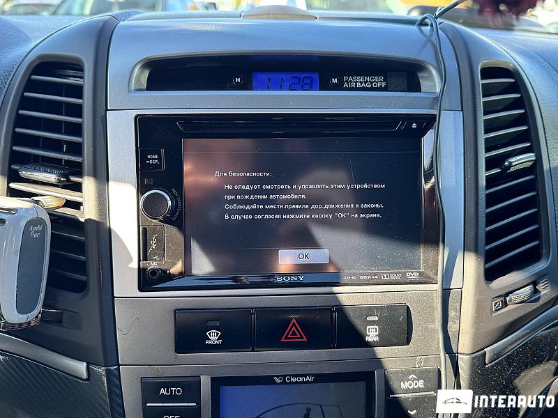 Hyundai Santa Fe 9 hyundai santa fe 2010