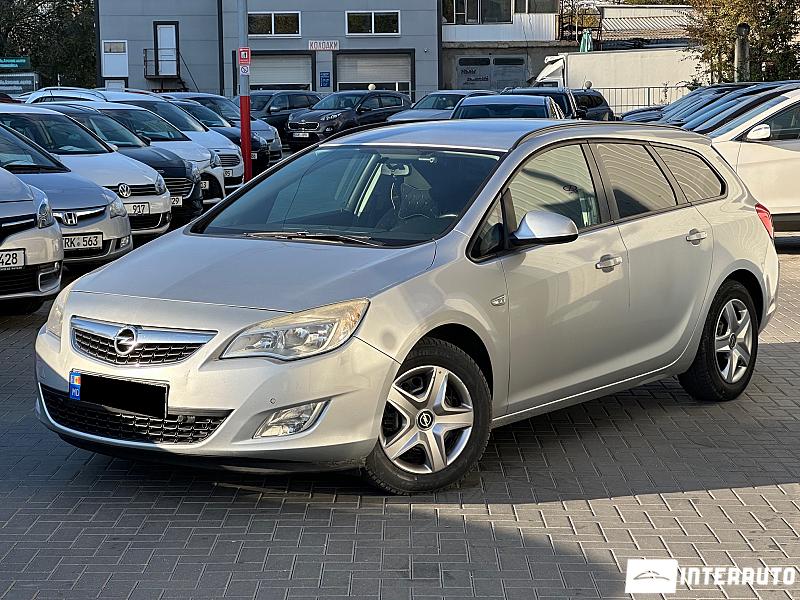 opel astra 2012