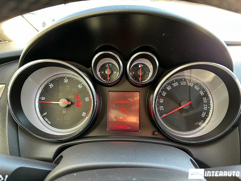 Opel Astra 9 opel astra 2012