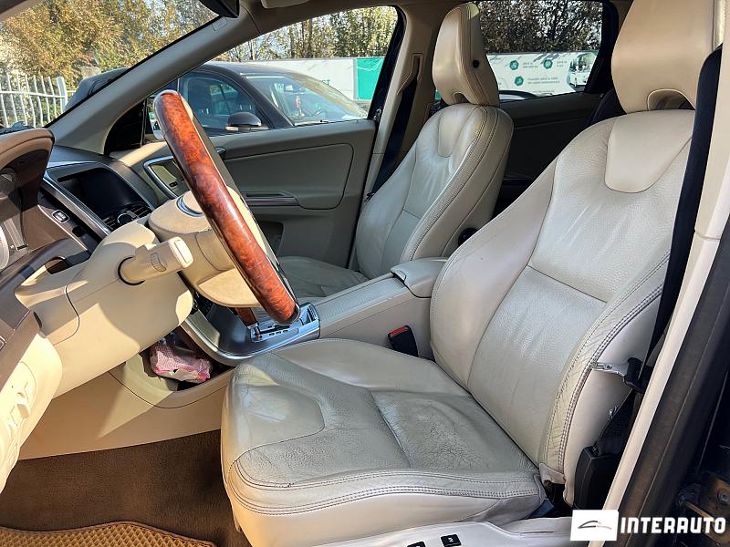 Volvo XC 60 6 volvo xc 60 2012