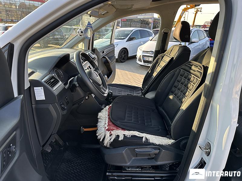 Volkswagen Caddy Maxi 5 volkswagen caddy maxi 2018