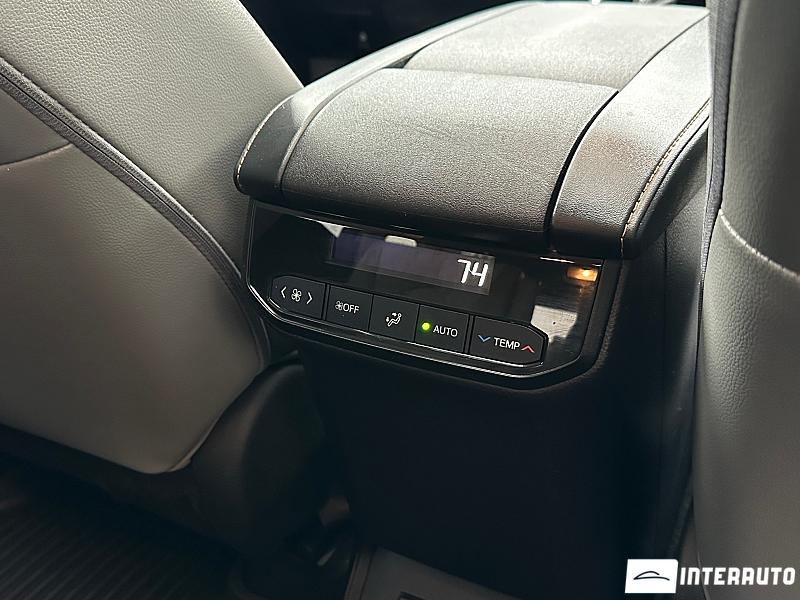 Toyota Highlander 20 toyota highlander 2022