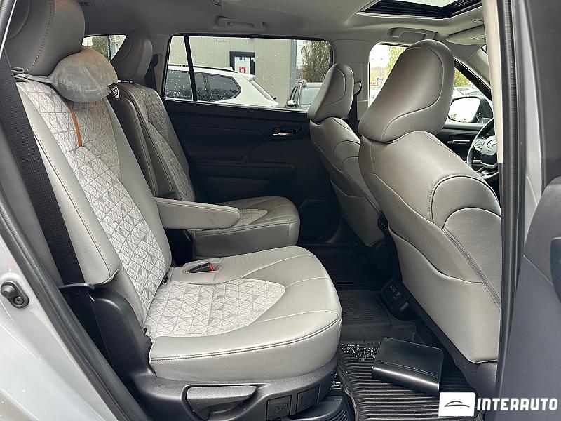 Toyota Highlander 19 toyota highlander 2022