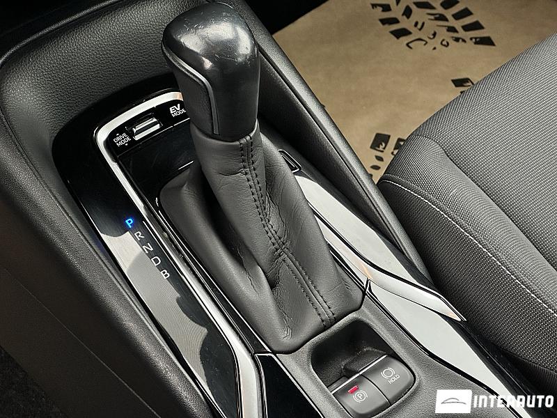 Toyota Corolla 12 toyota corolla 2020