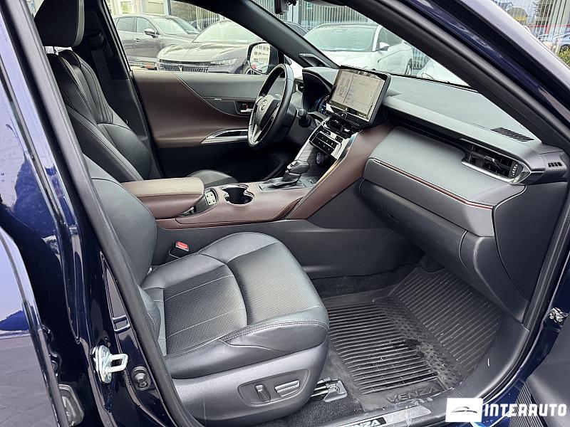 Toyota Venza 23 toyota venza 2020