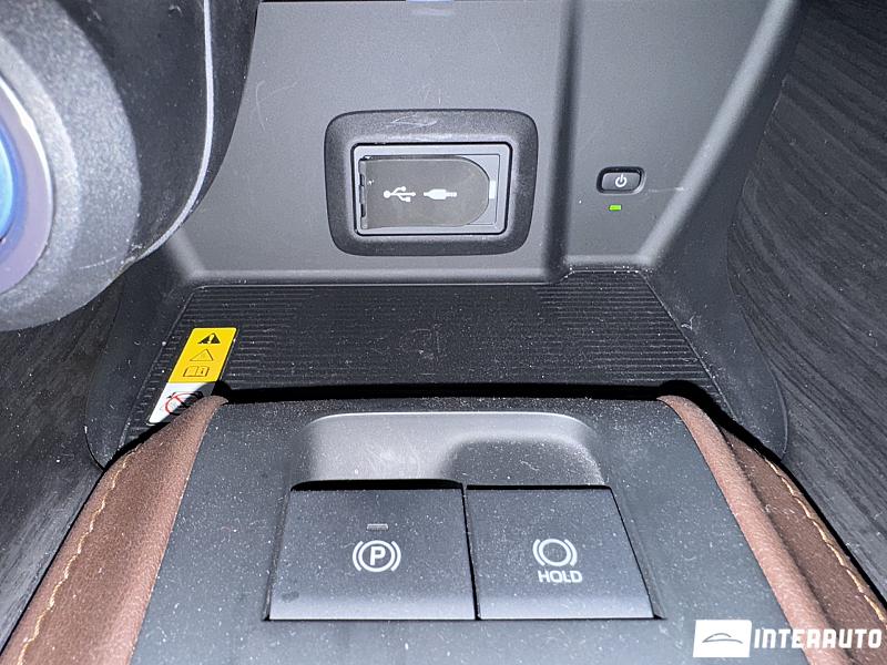 Toyota Venza 22 toyota venza 2020