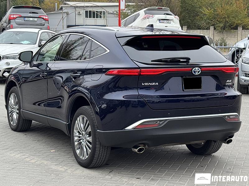 Toyota Venza 2 toyota venza 2020