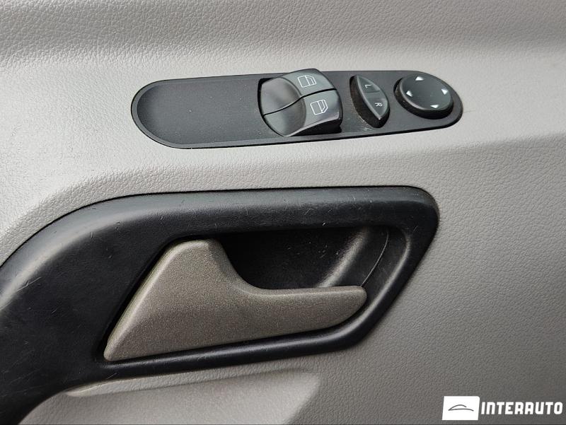 Mercedes Sprinter 15 mercedes sprinter 2016