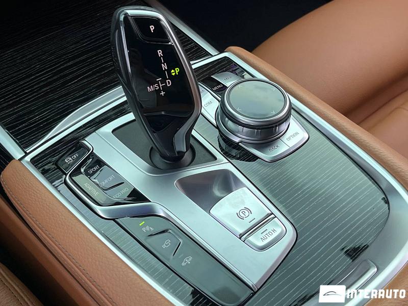 BMW 740 15 bmw 740 2022