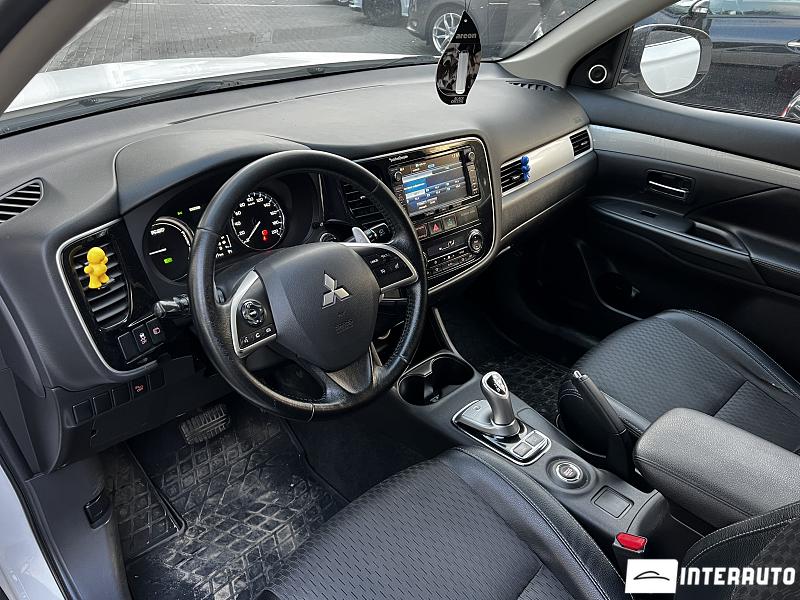 Mitsubishi Outlander 5 mitsubishi outlander 2014