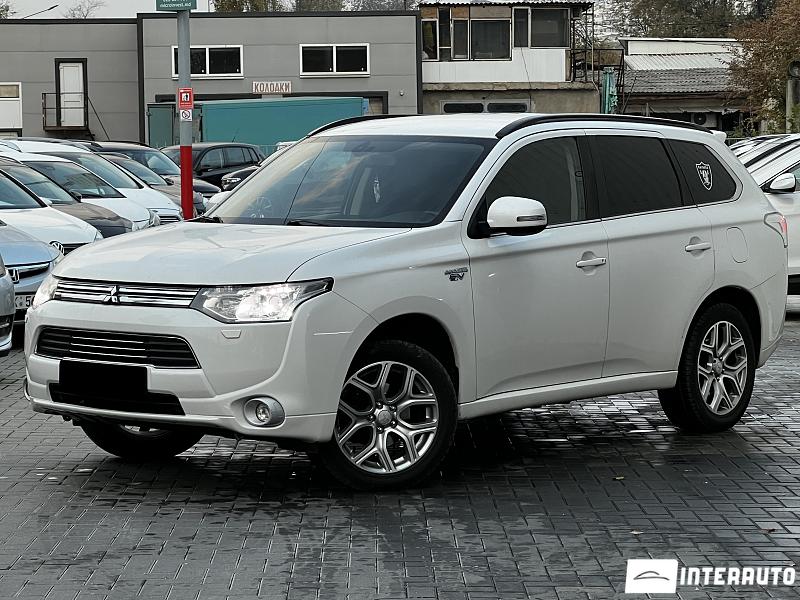 mitsubishi outlander 2014