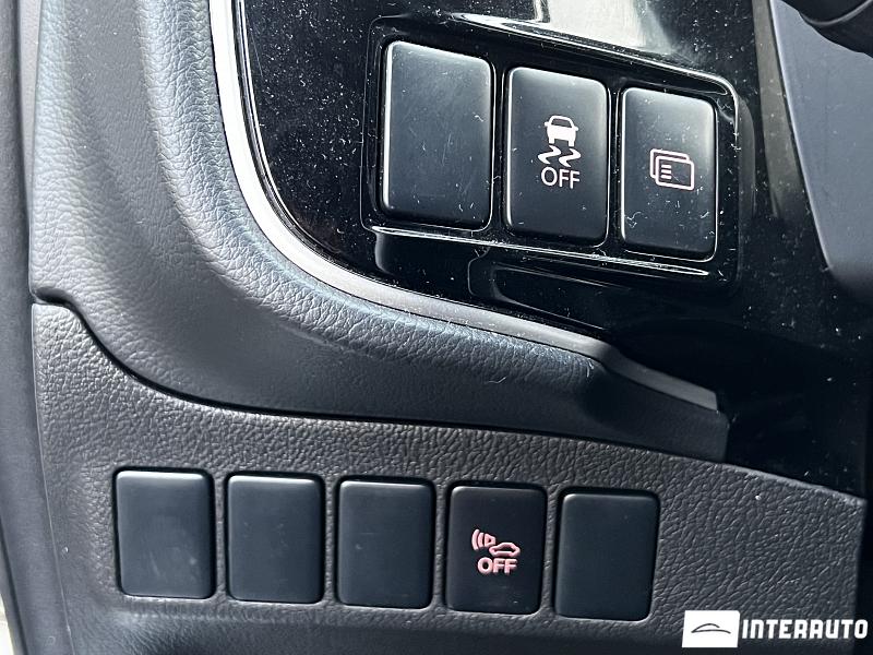 Mitsubishi Outlander 15 mitsubishi outlander 2014