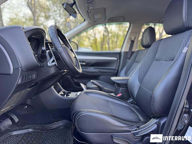 Mitsubishi Outlander 7 mitsubishi outlander 2013