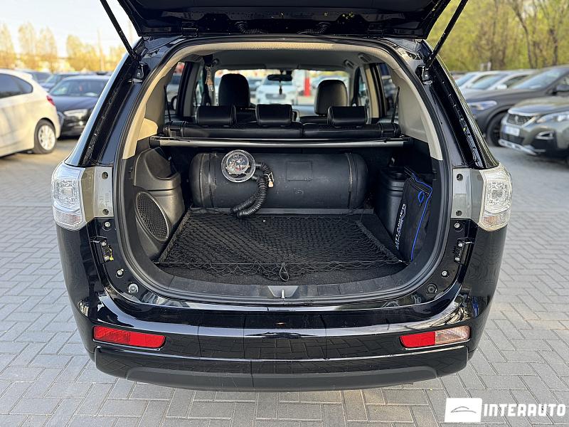 Mitsubishi Outlander 5 mitsubishi outlander 2013