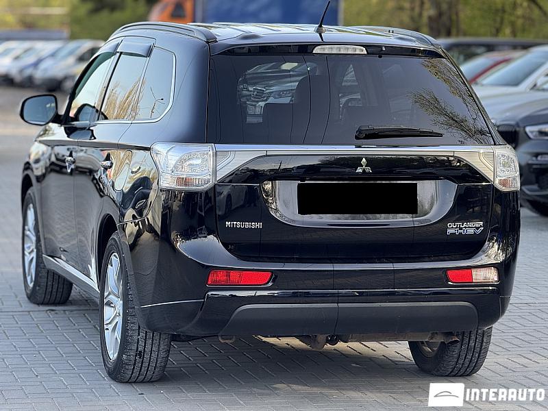 Mitsubishi Outlander 4 mitsubishi outlander 2013