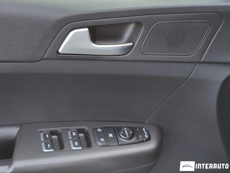 Kia Sportage 16 kia sportage 2018