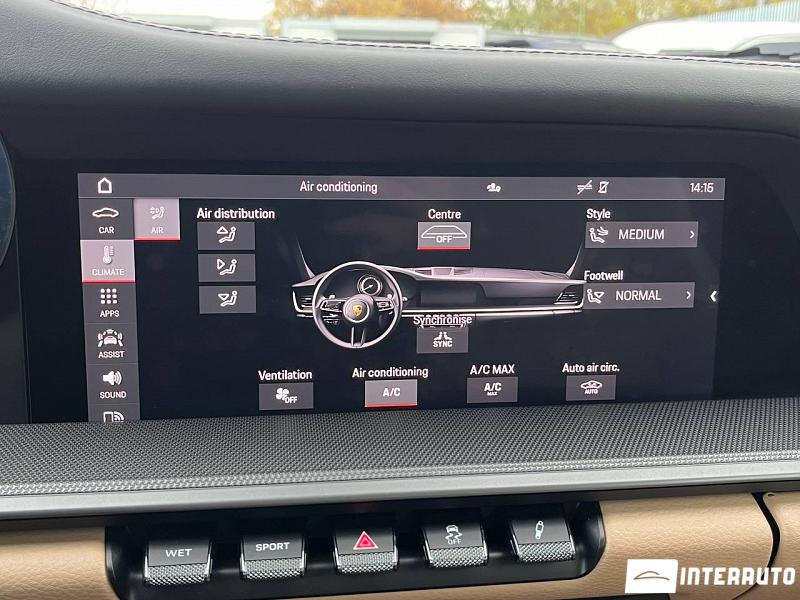 Porsche 911 Carrera 14 porsche 911 carrera 2020