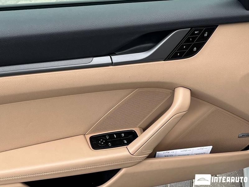 Porsche 911 Carrera 5 porsche 911 carrera 2020