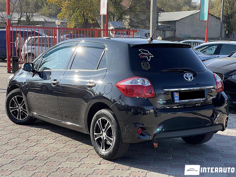 Toyota Auris 2 toyota auris 2011