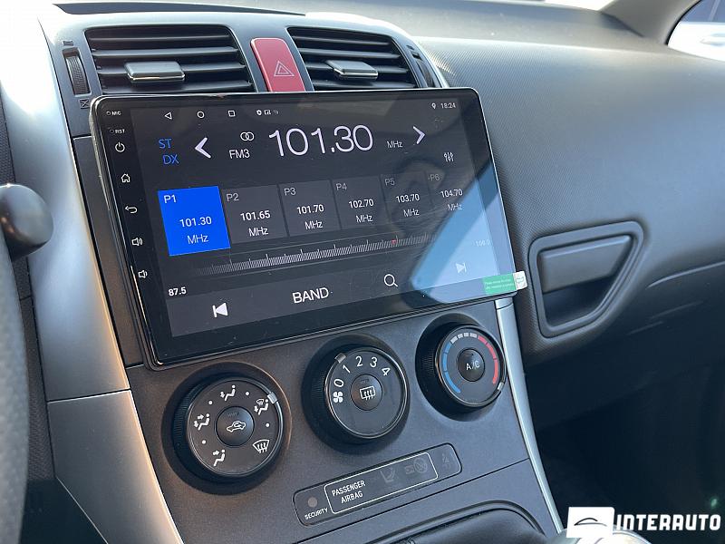 Toyota Auris 9 toyota auris 2011