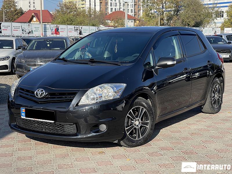 toyota auris 2011