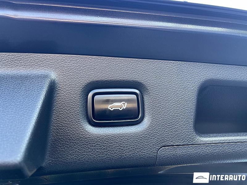 Hyundai Santa Fe 10 hyundai santa fe 2020