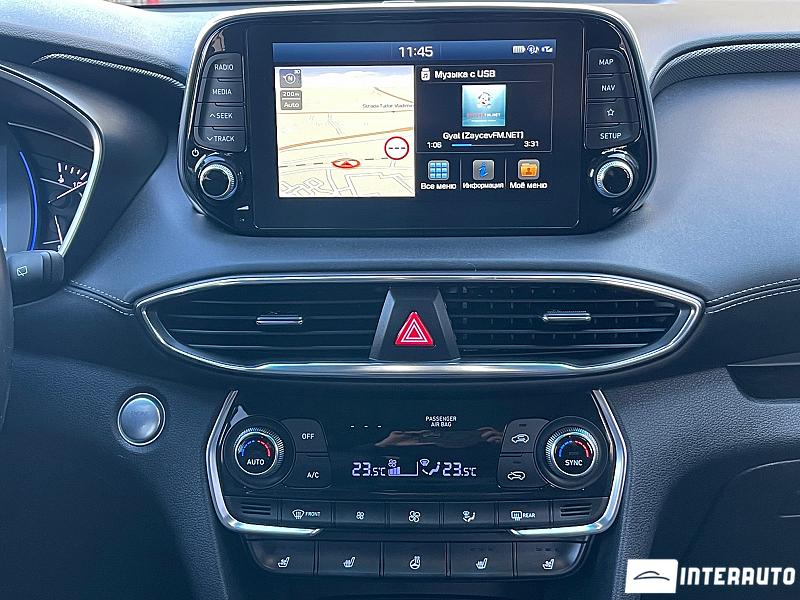 Hyundai Santa Fe 14 hyundai santa fe 2020