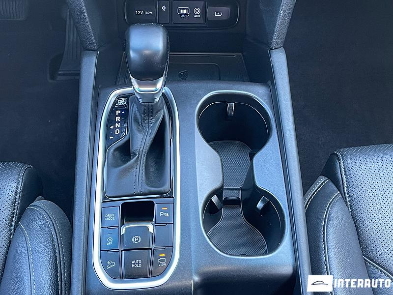 Hyundai Santa Fe 18 hyundai santa fe 2020