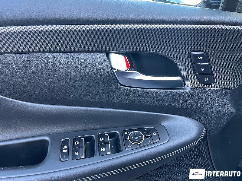 Hyundai Santa Fe 22 hyundai santa fe 2020