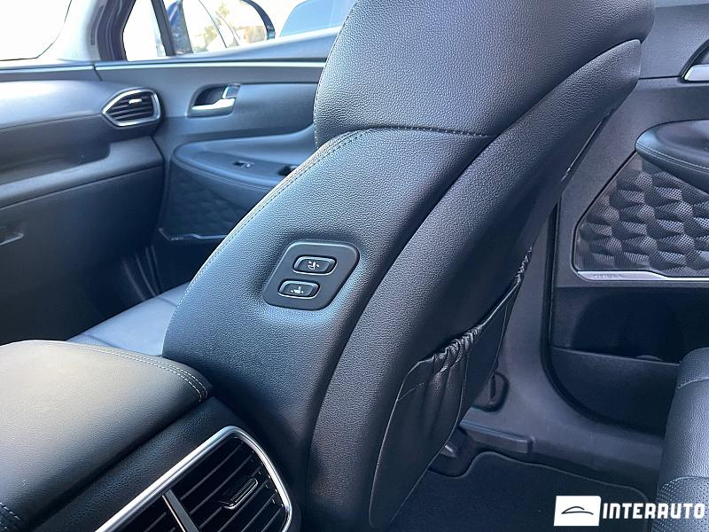 Hyundai Santa Fe 28 hyundai santa fe 2020