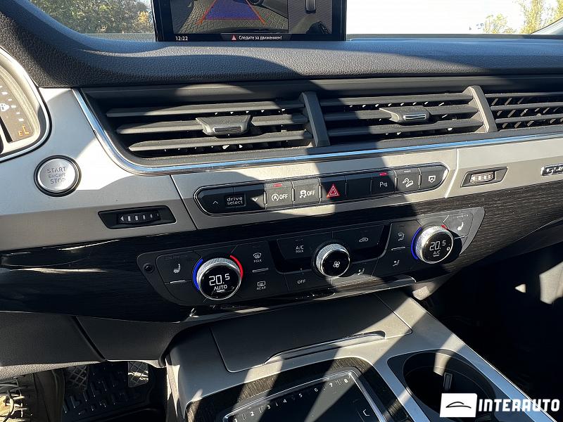 Audi Q7 9 audi q7 2019