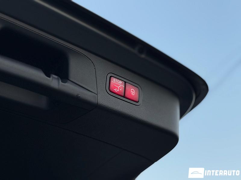 Mercedes GLC 220d 29 mercedes glc 220d 2019