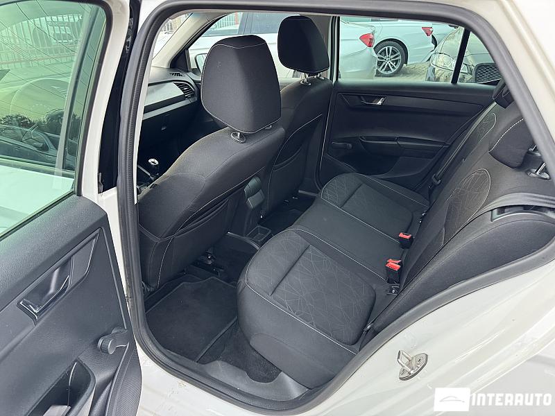 Skoda Fabia 24 skoda fabia 2017