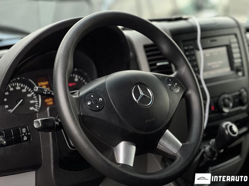 Mercedes Sprinter 9 mercedes sprinter 2017