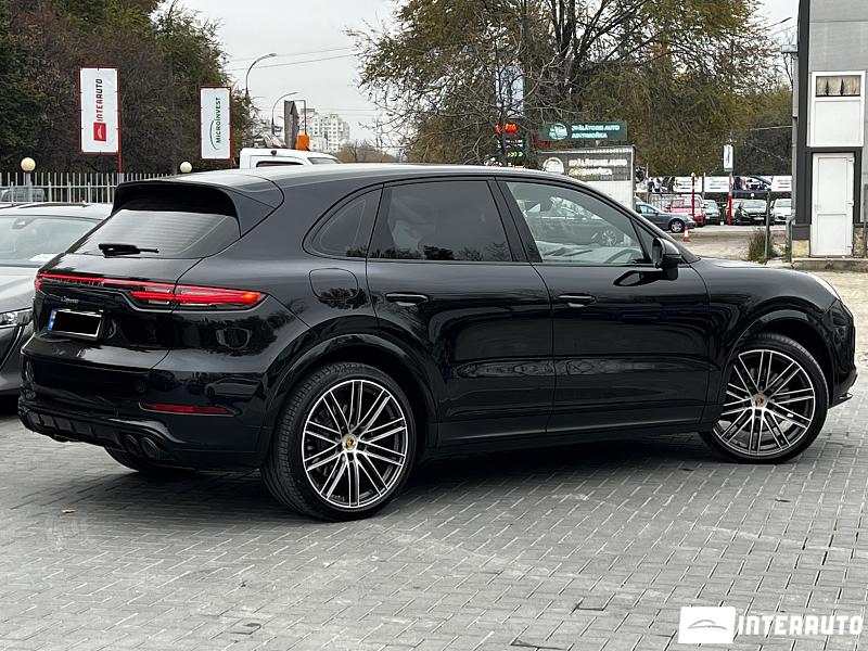 Porsche Cayenne E-Hybrid 3 porsche cayenne e-hybrid 2019