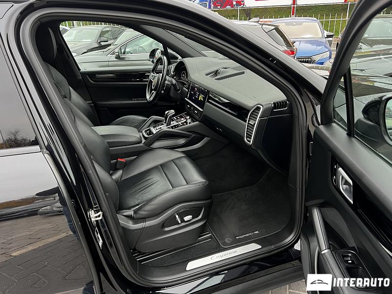 Porsche Cayenne E-Hybrid 5 porsche cayenne e-hybrid 2019