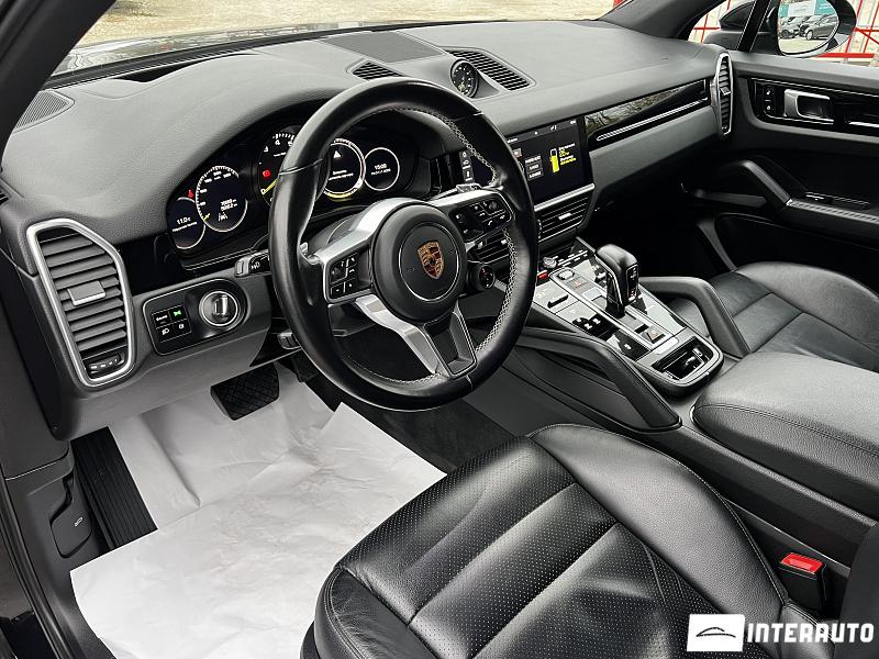 Porsche Cayenne E-Hybrid 6 porsche cayenne e-hybrid 2019