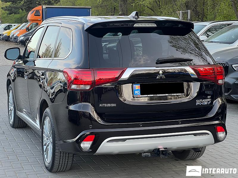 Mitsubishi Outlander 4 mitsubishi outlander 2019