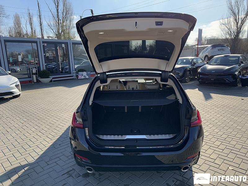 BMW 330E 27 bmw 330e 2022