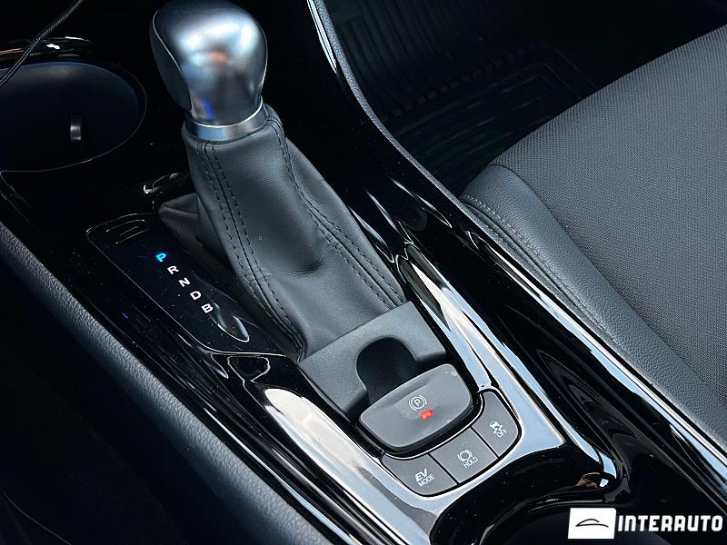 Toyota C-HR 14 toyota c-hr 2022