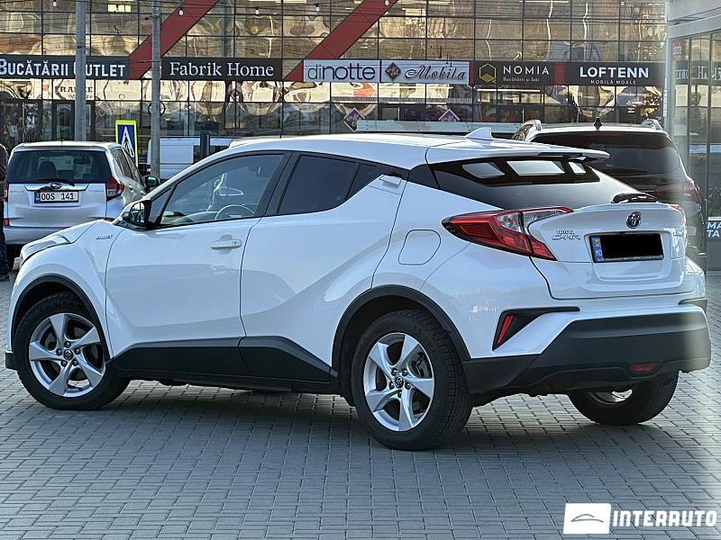 Toyota C-HR 4 toyota c-hr 2017