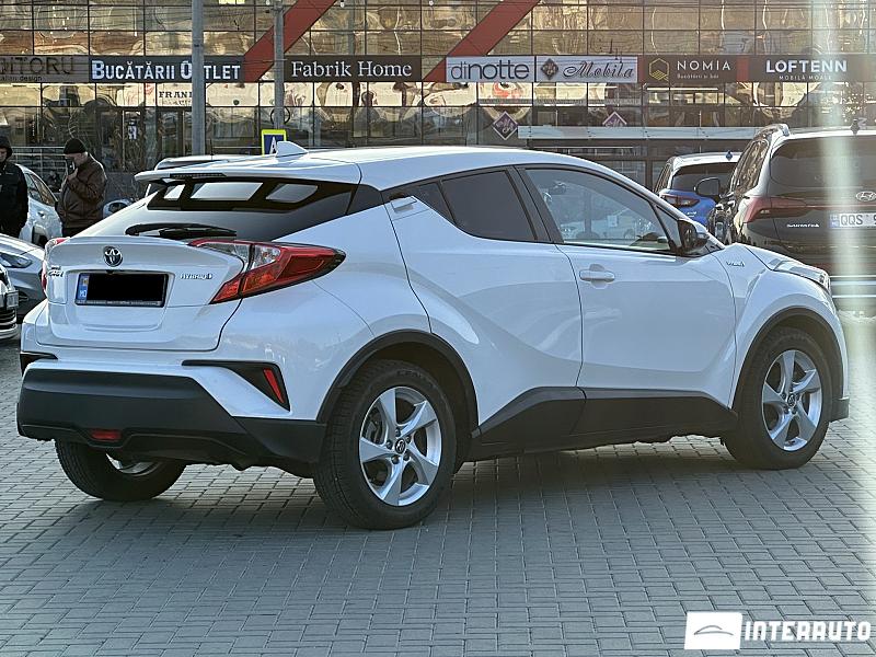 Toyota C-HR 3 toyota c-hr 2017