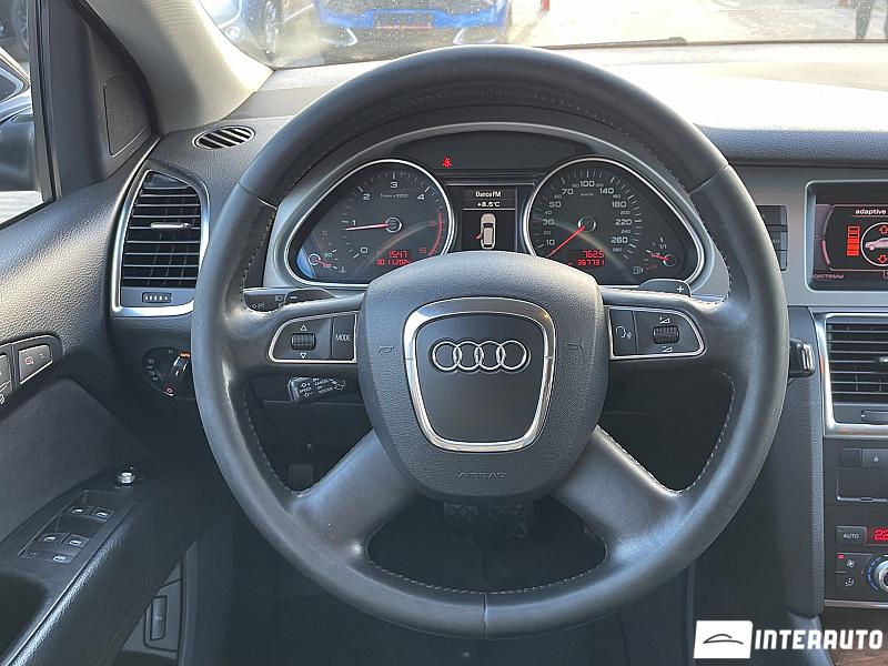 Audi Q7 9 audi q7 2011