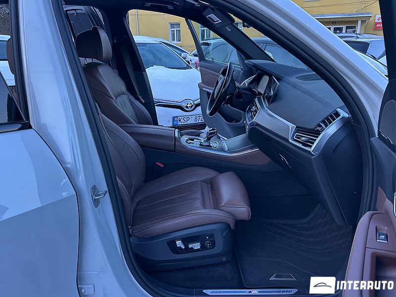 BMW X5 4.0i 17 bmw x5 4.0i 2019