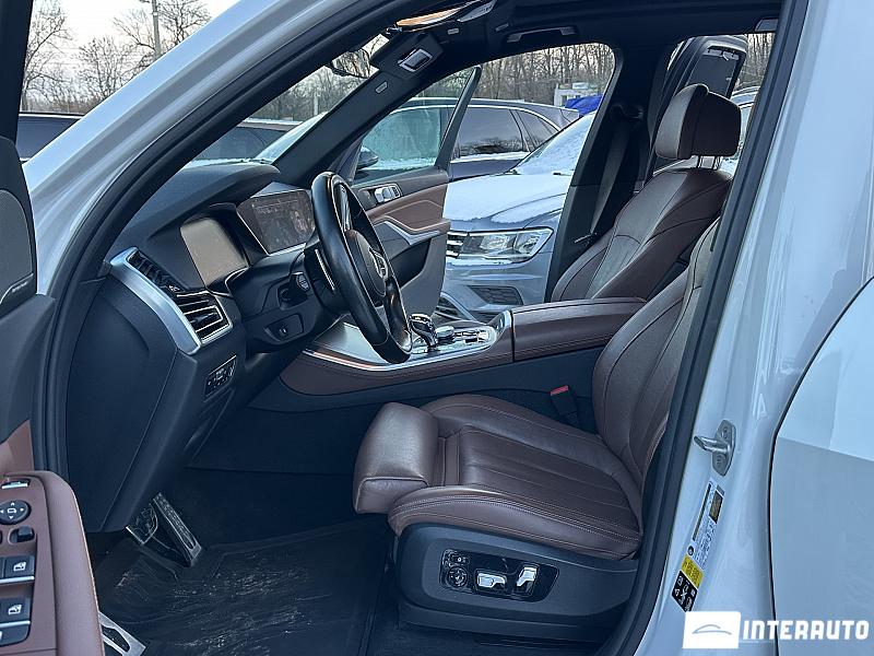 BMW X5 4.0i 5 bmw x5 4.0i 2019