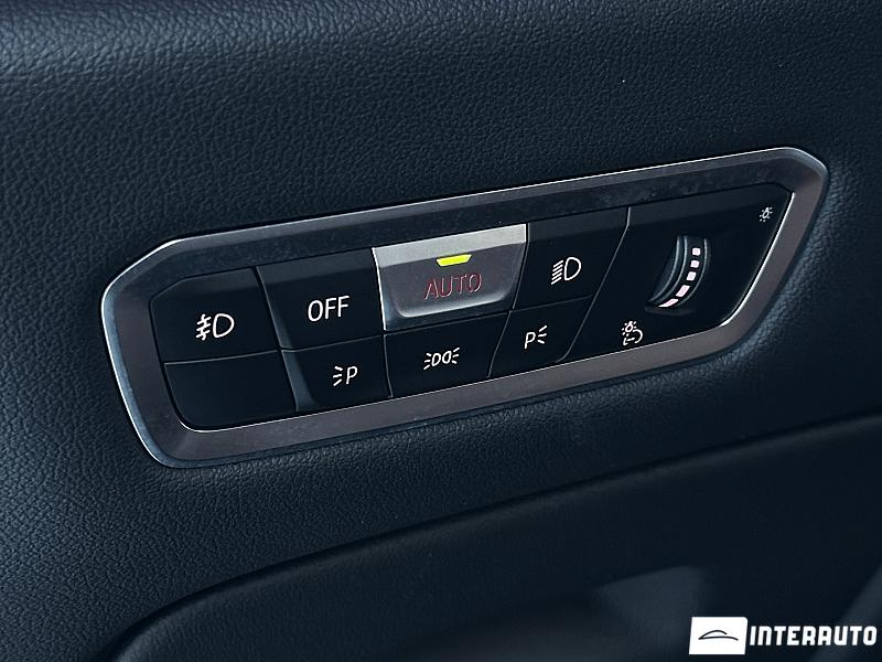 BMW X5 4.0i 26 bmw x5 4.0i 2019