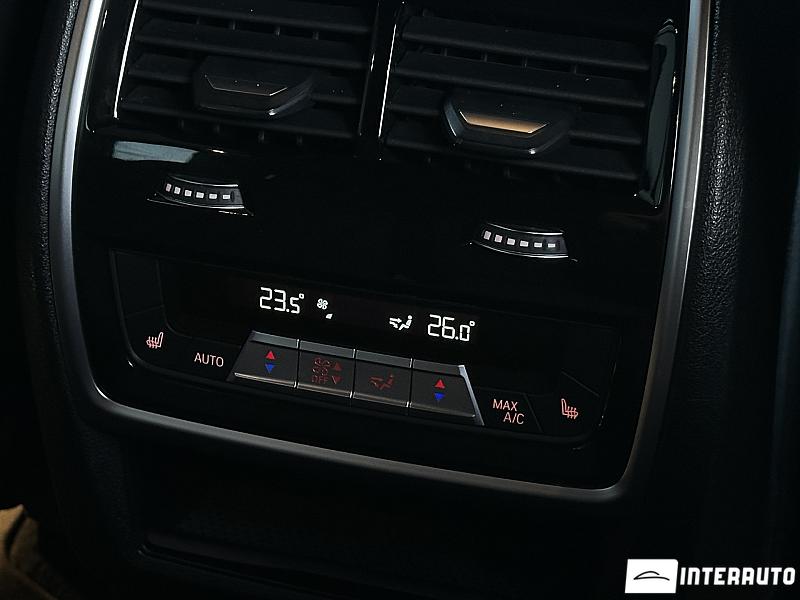 BMW X5 4.0i 20 bmw x5 4.0i 2019