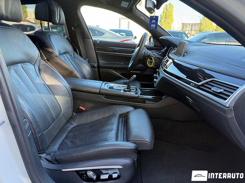 BMW 740e 18 bmw 740e 2017