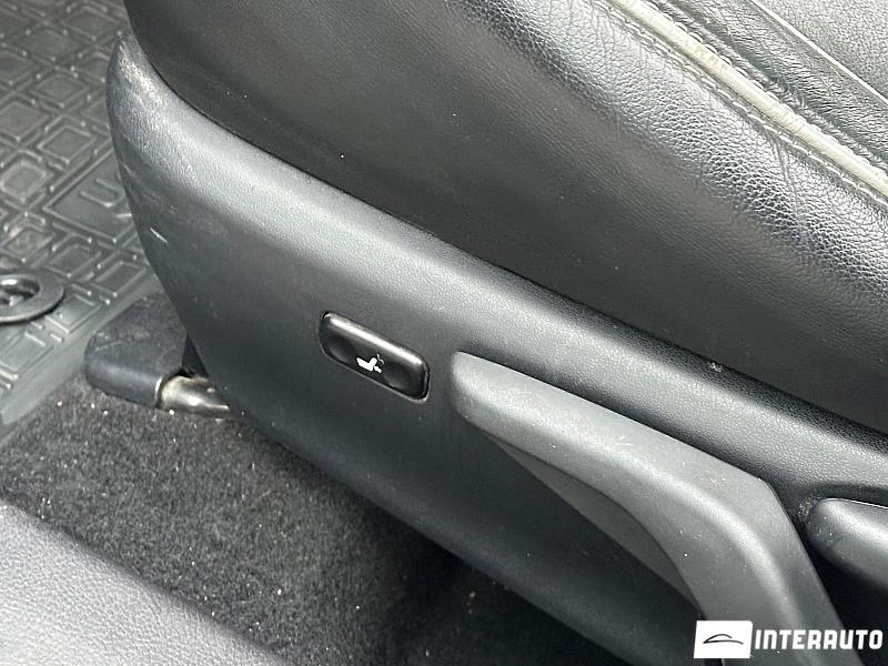 Toyota Auris 10 toyota auris 2014