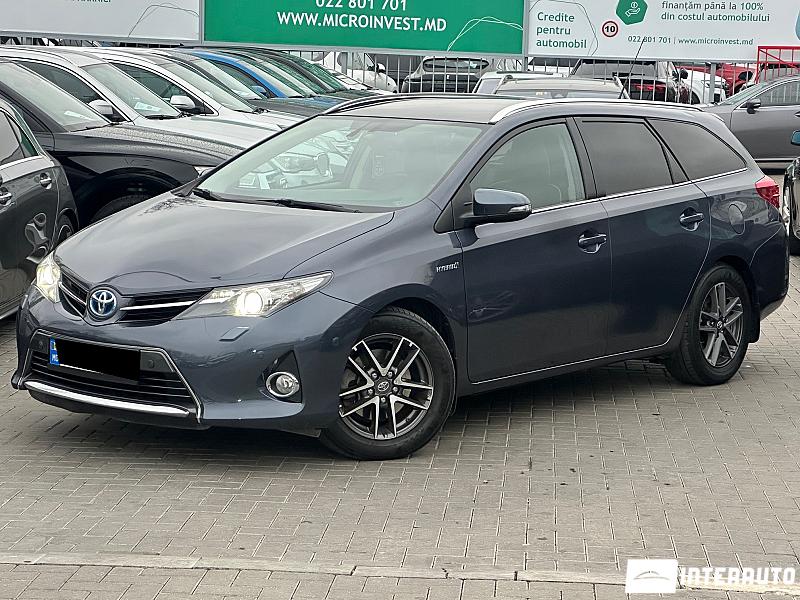 toyota auris 2014